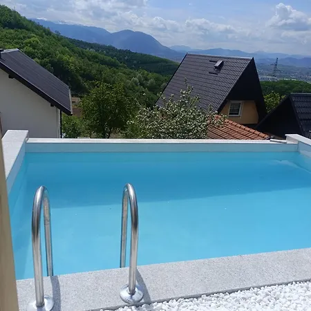 Afea's With A Pool For Relaxation And Enjoyment *