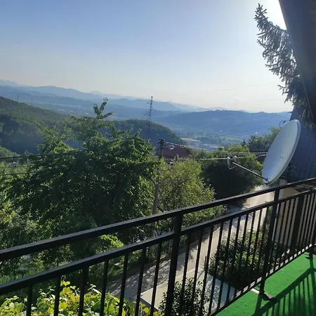 Casa de Férias Afea's With A Pool For Relaxation And Enjoyment Saraievo
